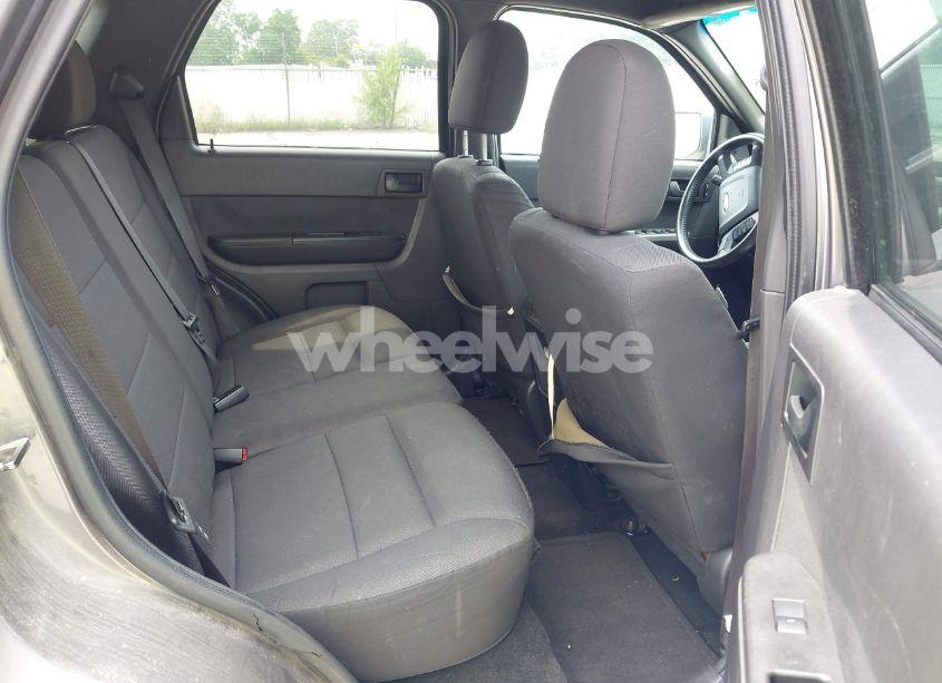 Photo 8 of 2010 Ford Escape XLT (VIN 1FMCU9DG1AKD06848)