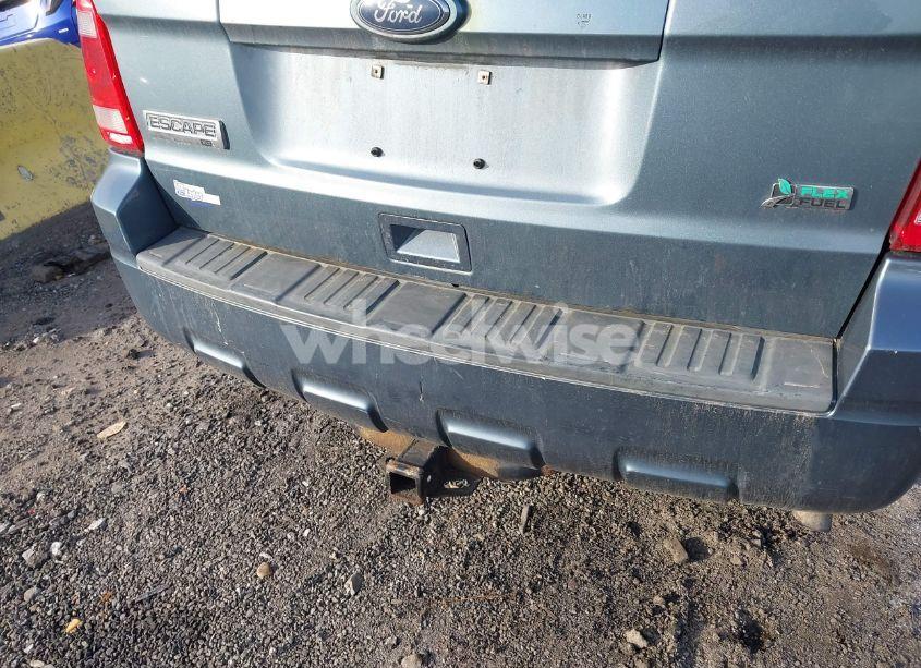 Photo 13 of 2010 Ford Escape XLT (VIN 1FMCU9DG1AKD09099)