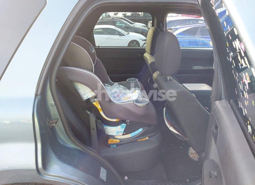 Photo 8 of 2010 Ford Escape XLT (VIN 1FMCU9DG1AKD09099)