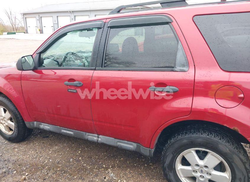 Photo 15 of 2011 Ford Escape XLT (VIN 1FMCU9DG1BKA25179)