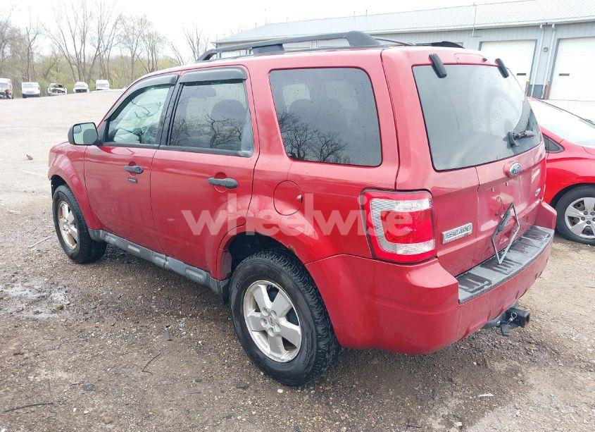 Photo 3 of 2011 Ford Escape XLT (VIN 1FMCU9DG1BKA25179)