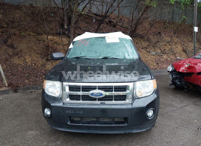 Photo 13 of 2011 Ford Escape XLT (VIN 1FMCU9DG1BKA73183)