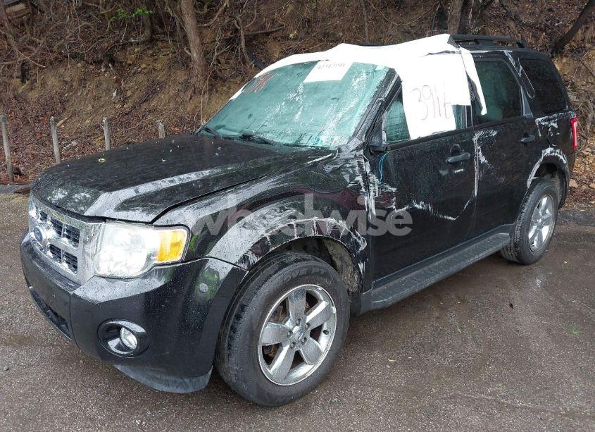 Photo 2 of 2011 Ford Escape XLT (VIN 1FMCU9DG1BKA73183)