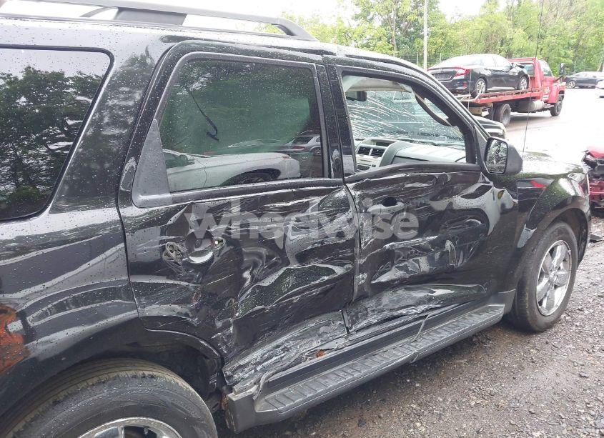 Photo 21 of 2011 Ford Escape XLT (VIN 1FMCU9DG1BKA73183)