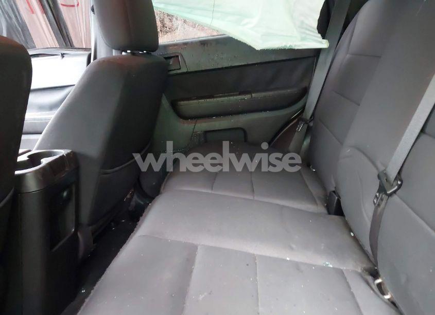 Photo 8 of 2011 Ford Escape XLT (VIN 1FMCU9DG1BKA73183)