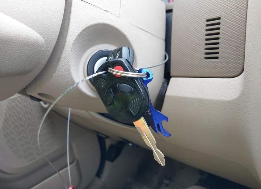 Photo 11 of 2011 Ford Escape XLT (VIN 1FMCU9DG1BKA86502)