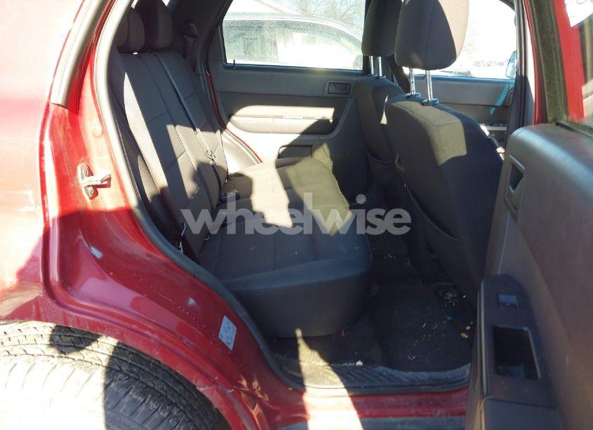 Photo 8 of 2011 Ford Escape XLT (VIN 1FMCU9DG1BKC05651)