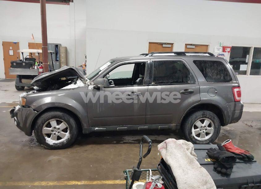 Photo 14 of 2011 Ford Escape XLT (VIN 1FMCU9DG1BKC11904)