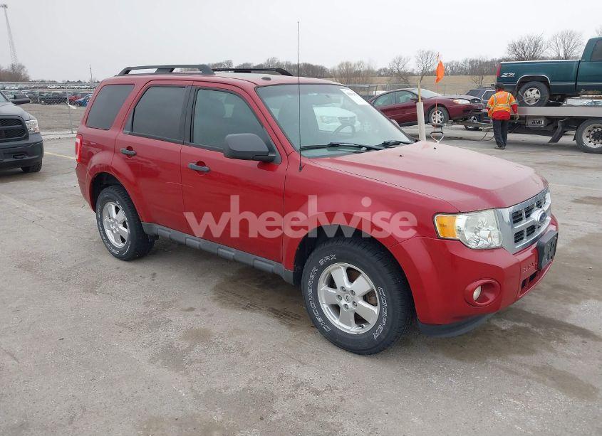 2011 Ford Escape XLT (VIN 1FMCU9DG1BKC37712) main photo