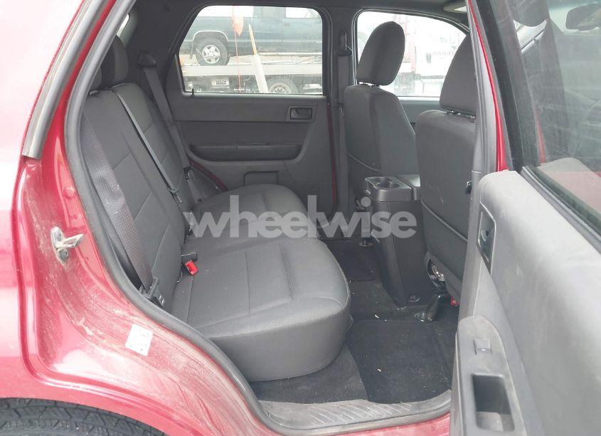 Photo 8 of 2011 Ford Escape XLT (VIN 1FMCU9DG1BKC37712)