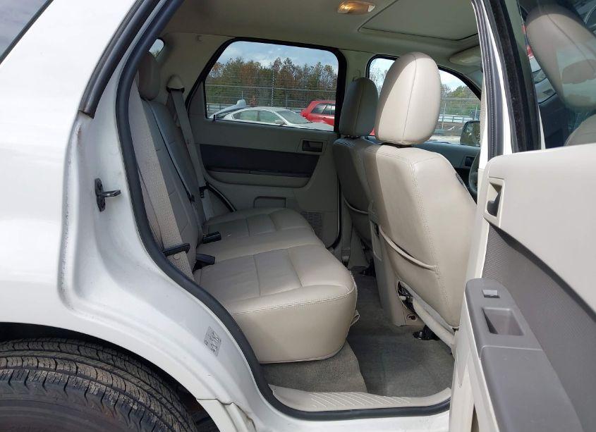 Photo 8 of 2011 Ford Escape XLT (VIN 1FMCU9DG1BKC47625)