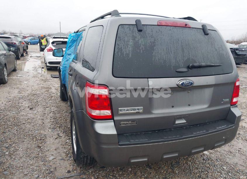 Photo 3 of 2012 Ford Escape XLT (VIN 1FMCU9DG1CKA13678)