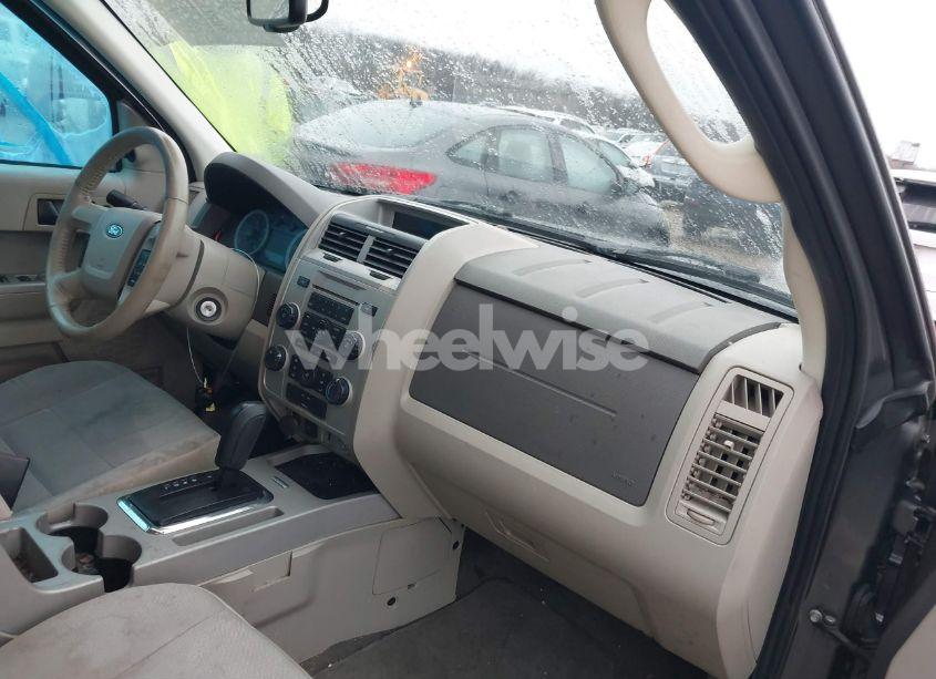 Photo 5 of 2012 Ford Escape XLT (VIN 1FMCU9DG1CKA13678)