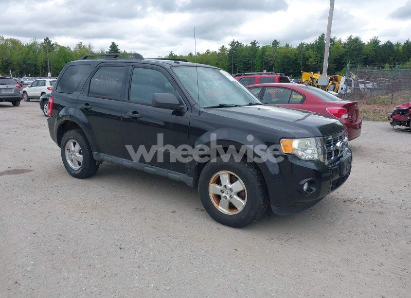 2012 Ford Escape XLT (VIN 1FMCU9DG1CKA15379) main photo