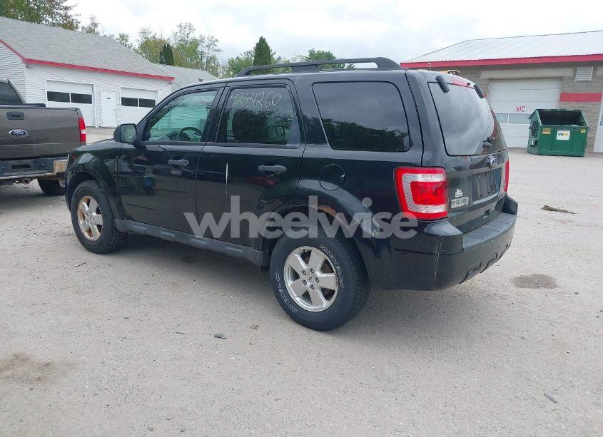 Photo 3 of 2012 Ford Escape XLT (VIN 1FMCU9DG1CKA15379)