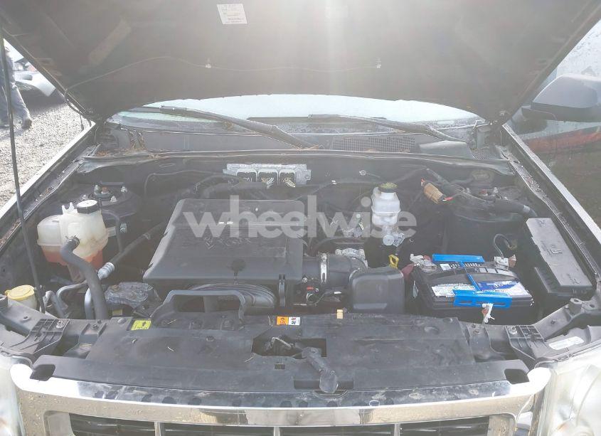 Photo 10 of 2012 Ford Escape XLT (VIN 1FMCU9DG1CKA90681)