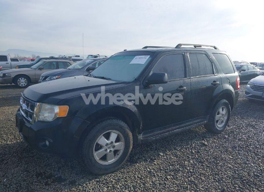 Photo 2 of 2012 Ford Escape XLT (VIN 1FMCU9DG1CKA90681)