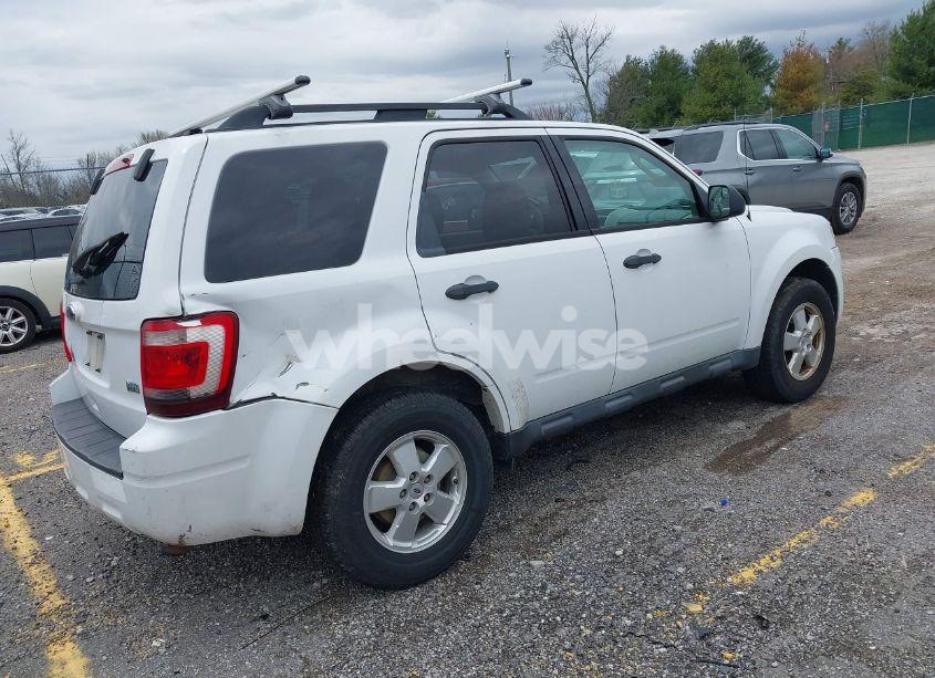 Photo 4 of 2012 Ford Escape XLT (VIN 1FMCU9DG1CKC69903)