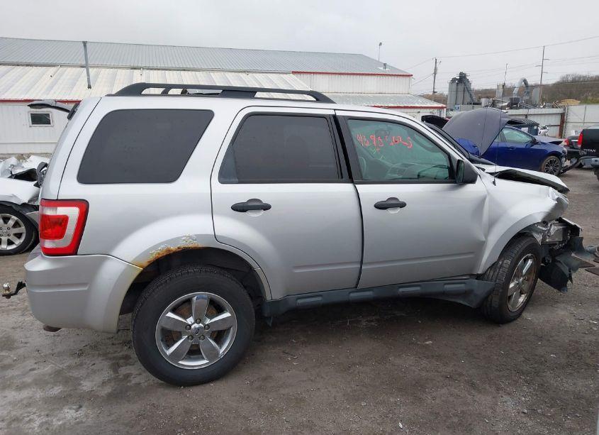Photo 13 of 2012 Ford Escape XLT (VIN 1FMCU9DG1CKC77645)