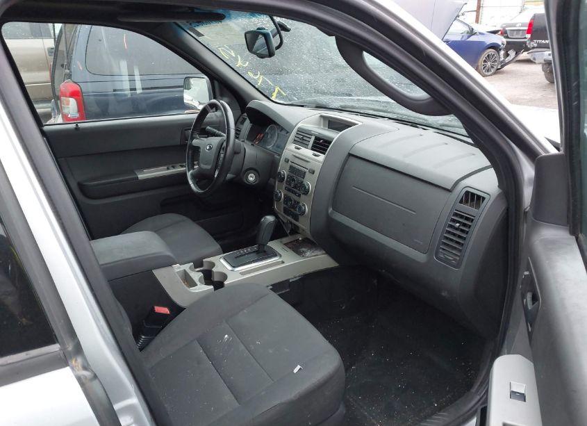 Photo 5 of 2012 Ford Escape XLT (VIN 1FMCU9DG1CKC77645)