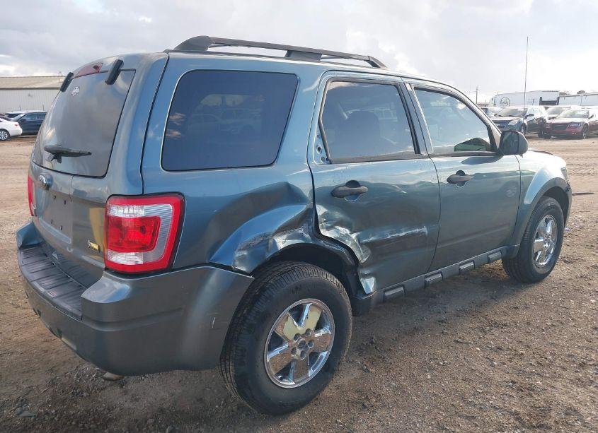 Photo 4 of 2010 Ford Escape XLT (VIN 1FMCU9DG2AKA53040)