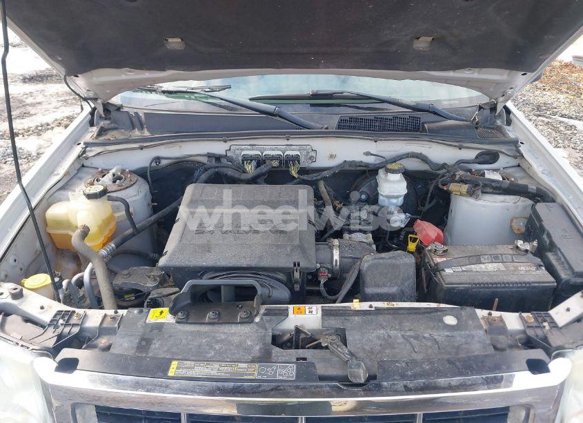 Photo 10 of 2010 Ford Escape XLT (VIN 1FMCU9DG2AKA69156)