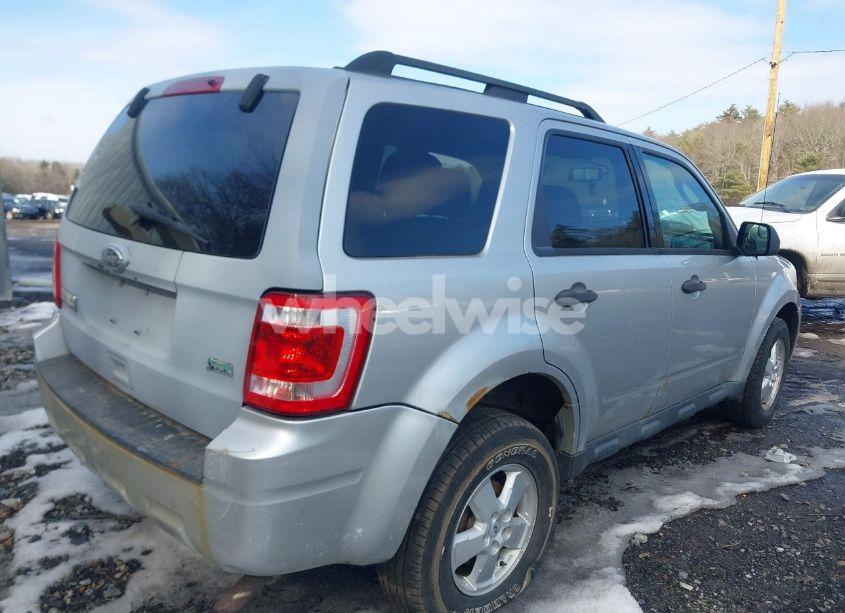 Photo 4 of 2010 Ford Escape XLT (VIN 1FMCU9DG2AKA69156)