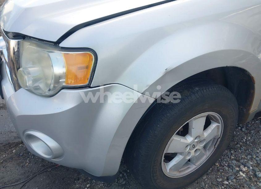 Photo 6 of 2010 Ford Escape XLT (VIN 1FMCU9DG2AKA69156)