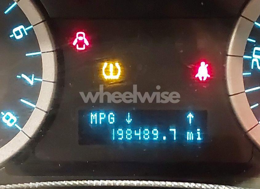 Photo 16 of 2010 Ford Escape XLT (VIN 1FMCU9DG2AKB66471)