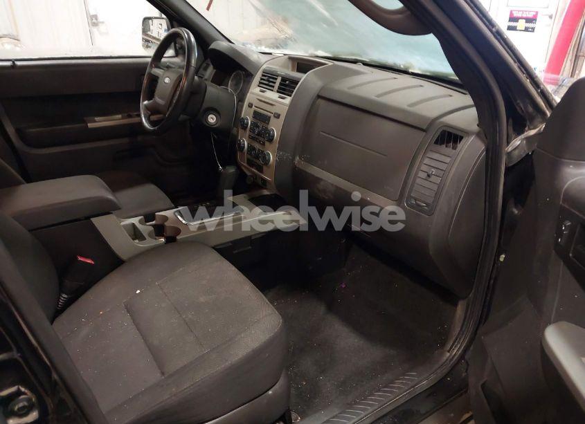 Photo 5 of 2010 Ford Escape XLT (VIN 1FMCU9DG2AKB66471)