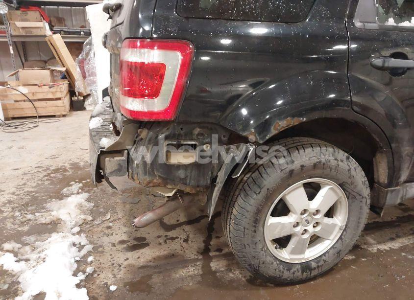 Photo 6 of 2010 Ford Escape XLT (VIN 1FMCU9DG2AKB66471)