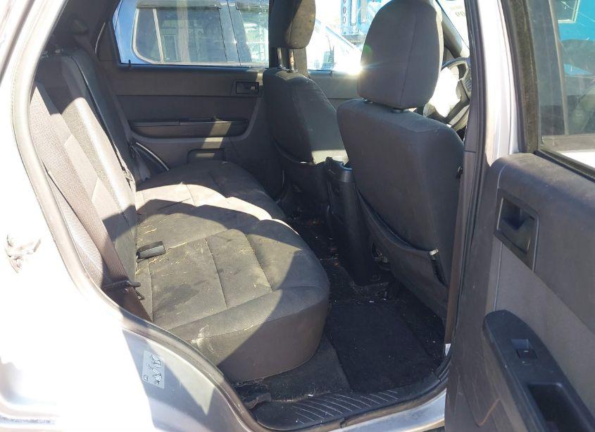 Photo 8 of 2010 Ford Escape XLT (VIN 1FMCU9DG2AKC69292)
