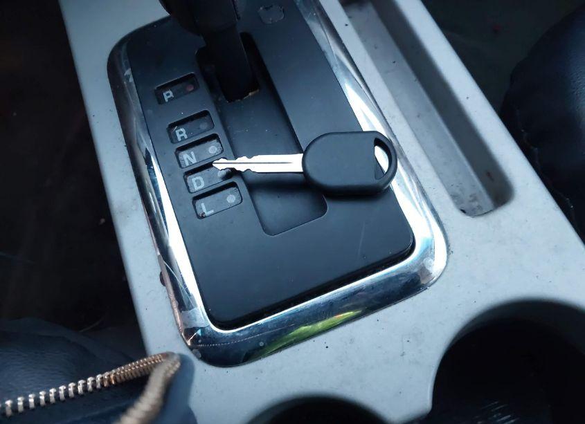 Photo 11 of 2010 Ford Escape XLT (VIN 1FMCU9DG2AKD17597)