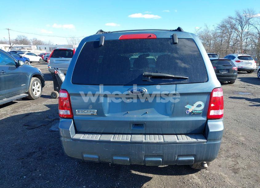 Photo 16 of 2010 Ford Escape XLT (VIN 1FMCU9DG2AKD41687)
