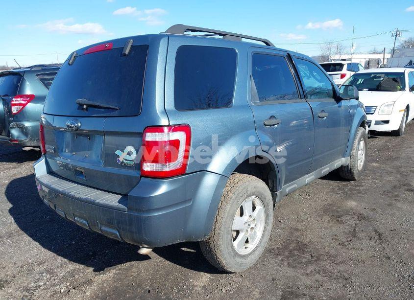 Photo 4 of 2010 Ford Escape XLT (VIN 1FMCU9DG2AKD41687)