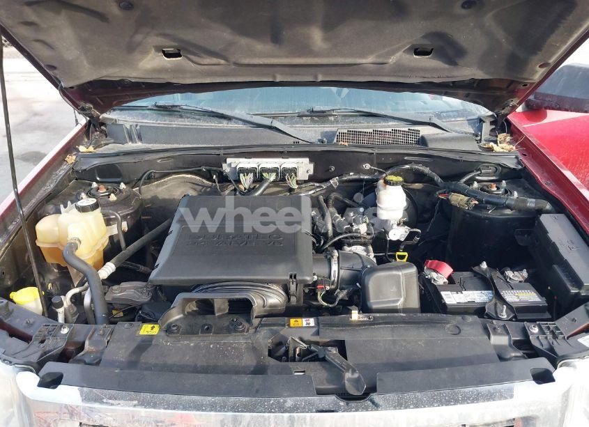 Photo 10 of 2011 Ford Escape XLT (VIN 1FMCU9DG2BKA56120)