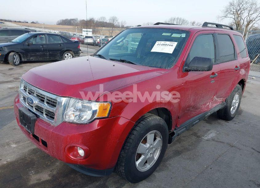 Photo 2 of 2011 Ford Escape XLT (VIN 1FMCU9DG2BKA56120)