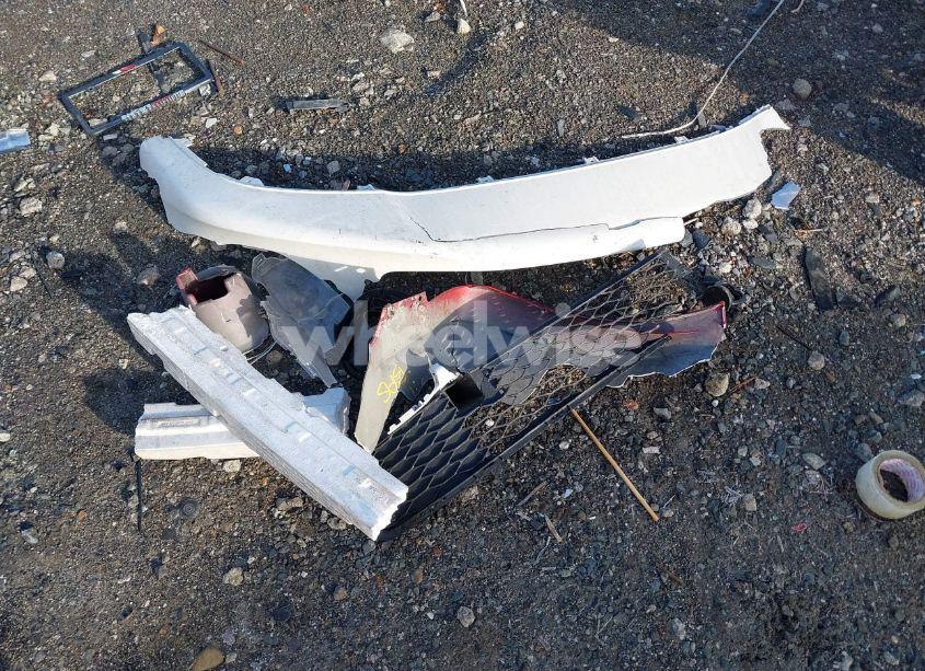 Photo 12 of 2011 Ford Escape XLT (VIN 1FMCU9DG2BKA71717)