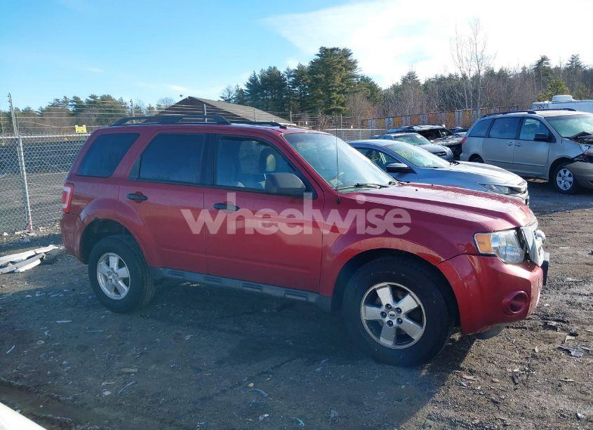 Photo 14 of 2011 Ford Escape XLT (VIN 1FMCU9DG2BKA71717)