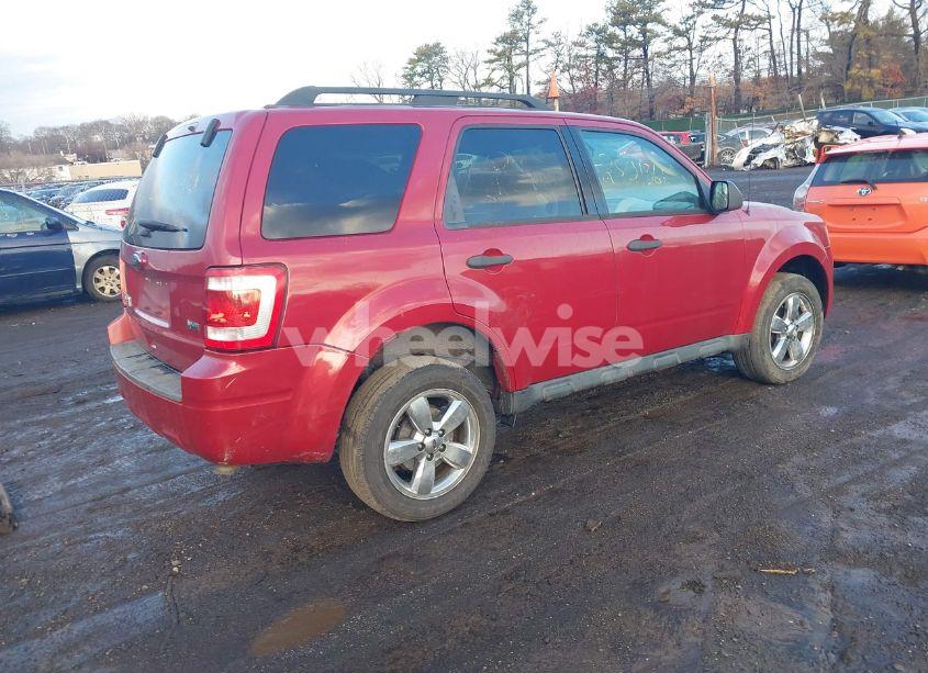 Photo 4 of 2011 Ford Escape XLT (VIN 1FMCU9DG2BKB09513)