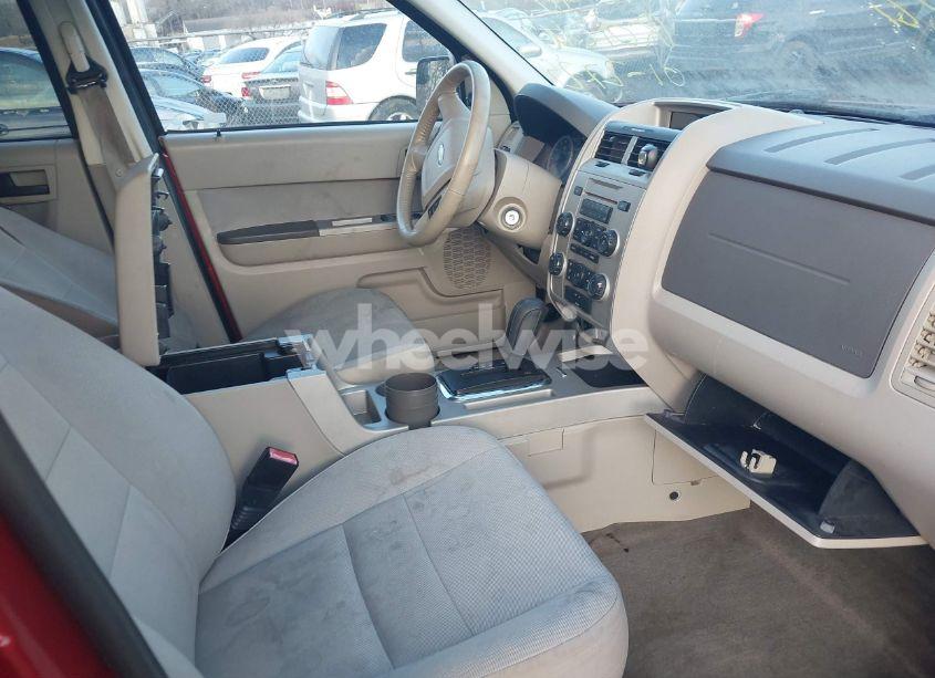 Photo 5 of 2011 Ford Escape XLT (VIN 1FMCU9DG2BKB09513)