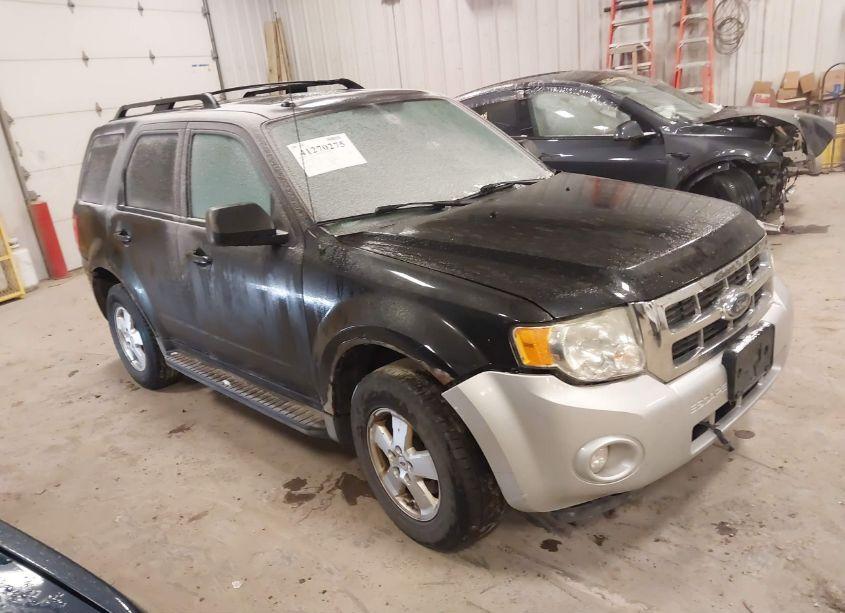 2011 Ford Escape XLT AUTOMATIC (VIN 1FMCU9DG2BKB55150) main photo