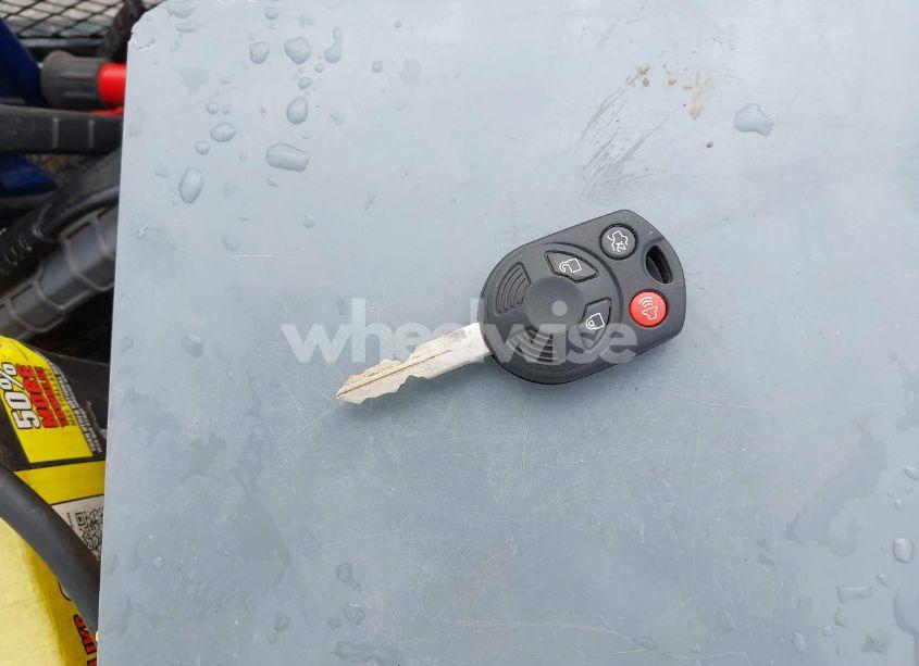 Photo 11 of 2011 Ford Escape XLT (VIN 1FMCU9DG2BKB96135)