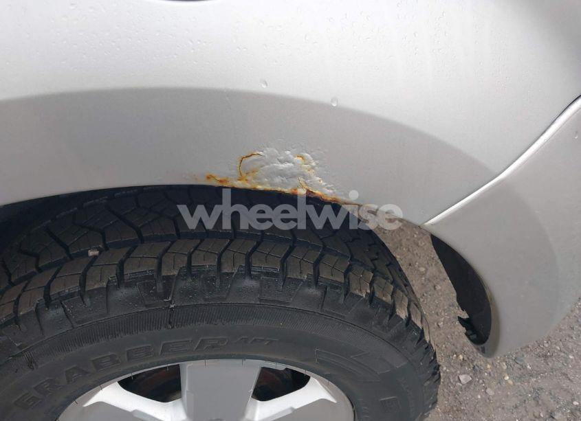 Photo 12 of 2011 Ford Escape XLT (VIN 1FMCU9DG2BKC47620)