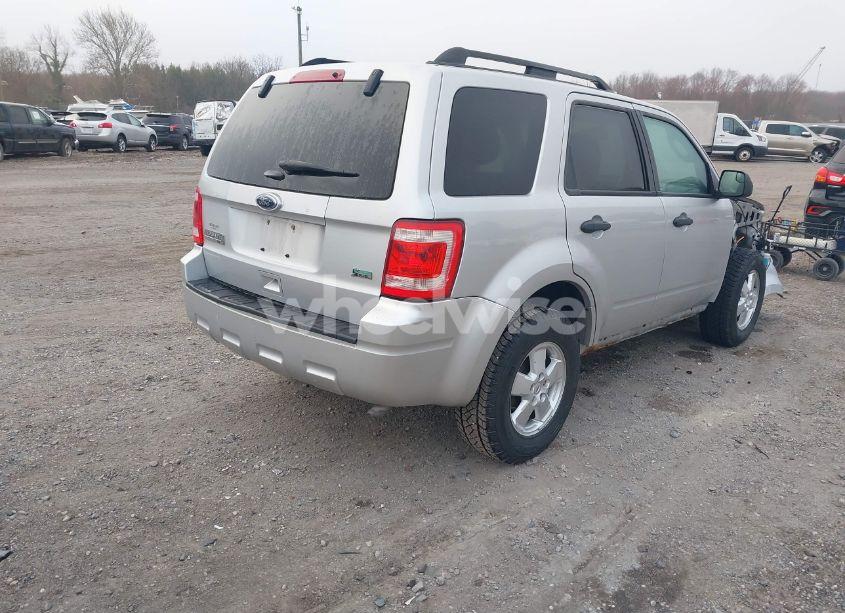Photo 4 of 2011 Ford Escape XLT (VIN 1FMCU9DG2BKC47620)
