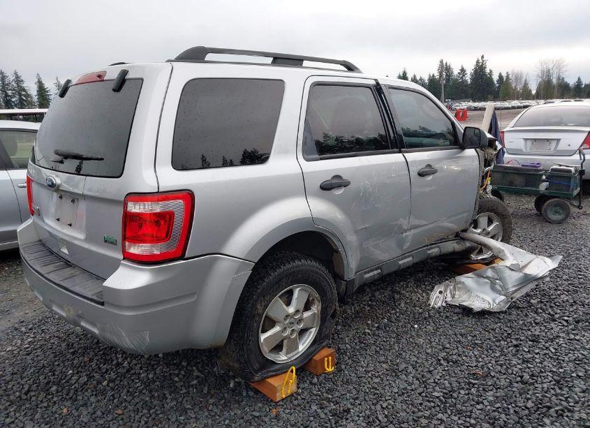 Photo 4 of 2011 Ford Escape XLT (VIN 1FMCU9DG2BKC54289)