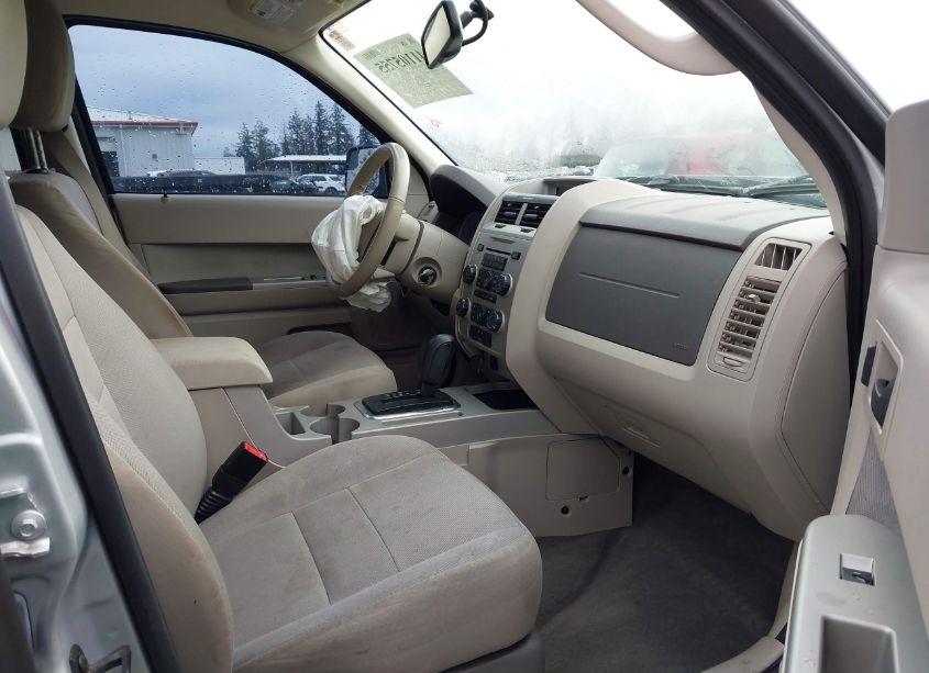 Photo 5 of 2011 Ford Escape XLT (VIN 1FMCU9DG2BKC54289)