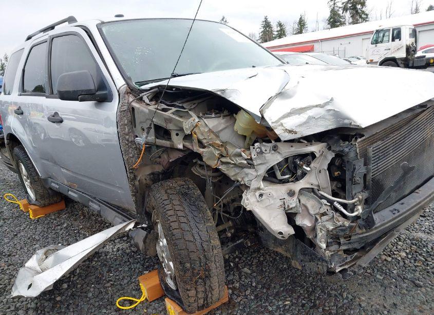 Photo 6 of 2011 Ford Escape XLT (VIN 1FMCU9DG2BKC54289)