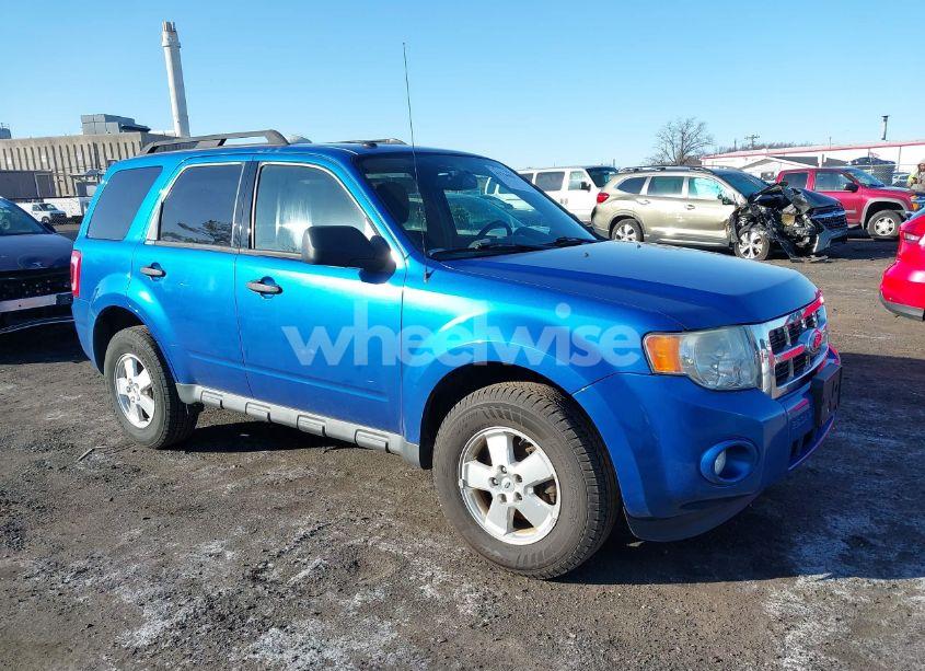 2012 Ford Escape XLT (VIN 1FMCU9DG2CKA46897) main photo