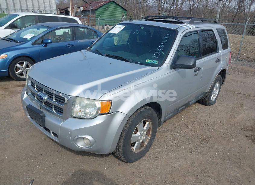 Photo 2 of 2012 Ford Escape XLT (VIN 1FMCU9DG2CKA62047)